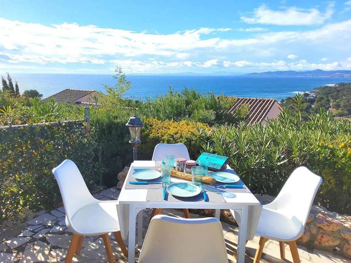 Apartment 47M Carre - Vue Mer 180 Degres - Piscine - Parking Saint-Raphael