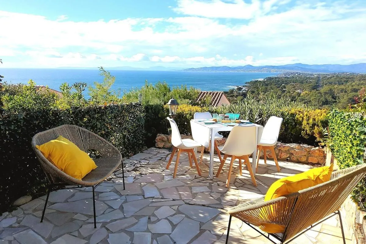 47M Carre - Vue Mer 180 Degres - Piscine - Parking Saint-Raphael  France